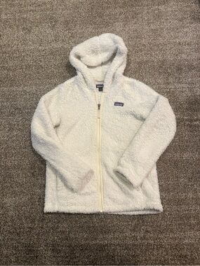 Patagonia Girls' Los Gatos Fleece Hoody in the colorway Birch White